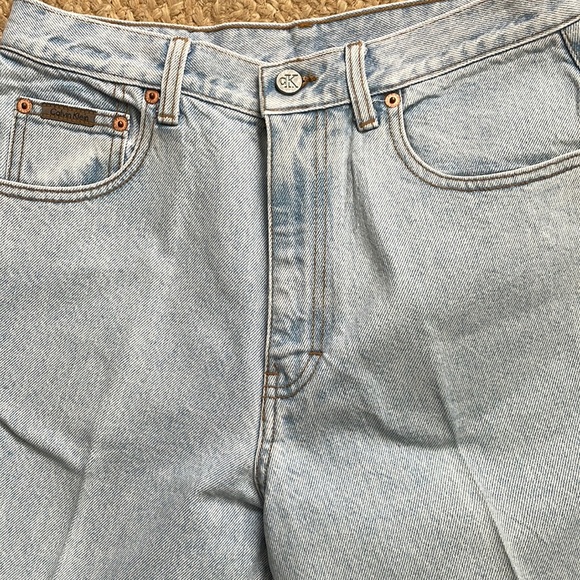 Calvin Klein Vintage Shorts - Picture 2 of 9